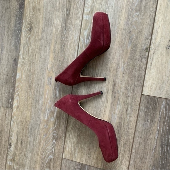 Michael Kors York Suede Pumps - Picture 6 of 8